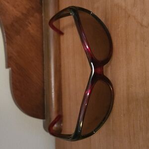 Red and black Arnette sunglasses 👓 with case